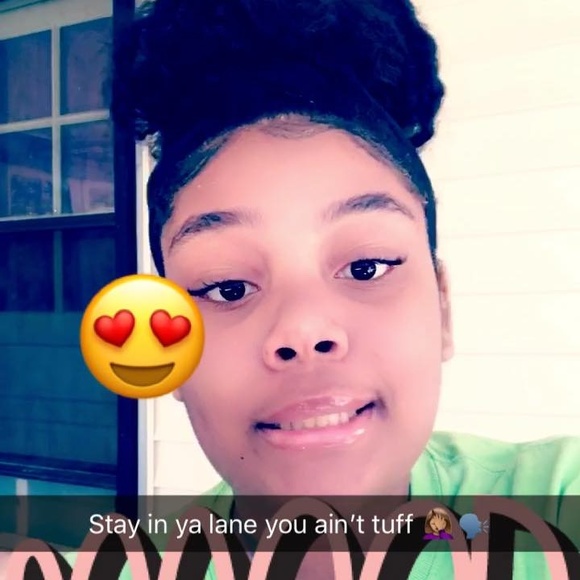 Meet your Posher, Chardae - Picture 1 of 1